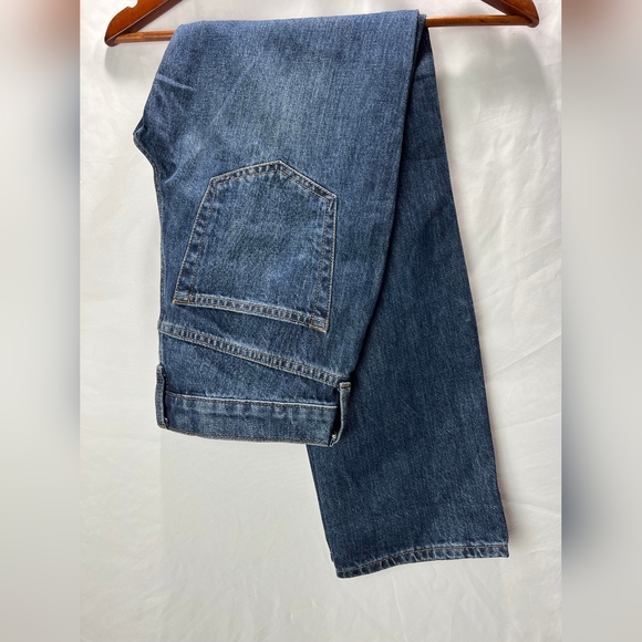 LUCKY BRAND Mid-Rise Boy Jean 15" Waist 29.5" Inseam Flat Lay - Picture 4 of 9